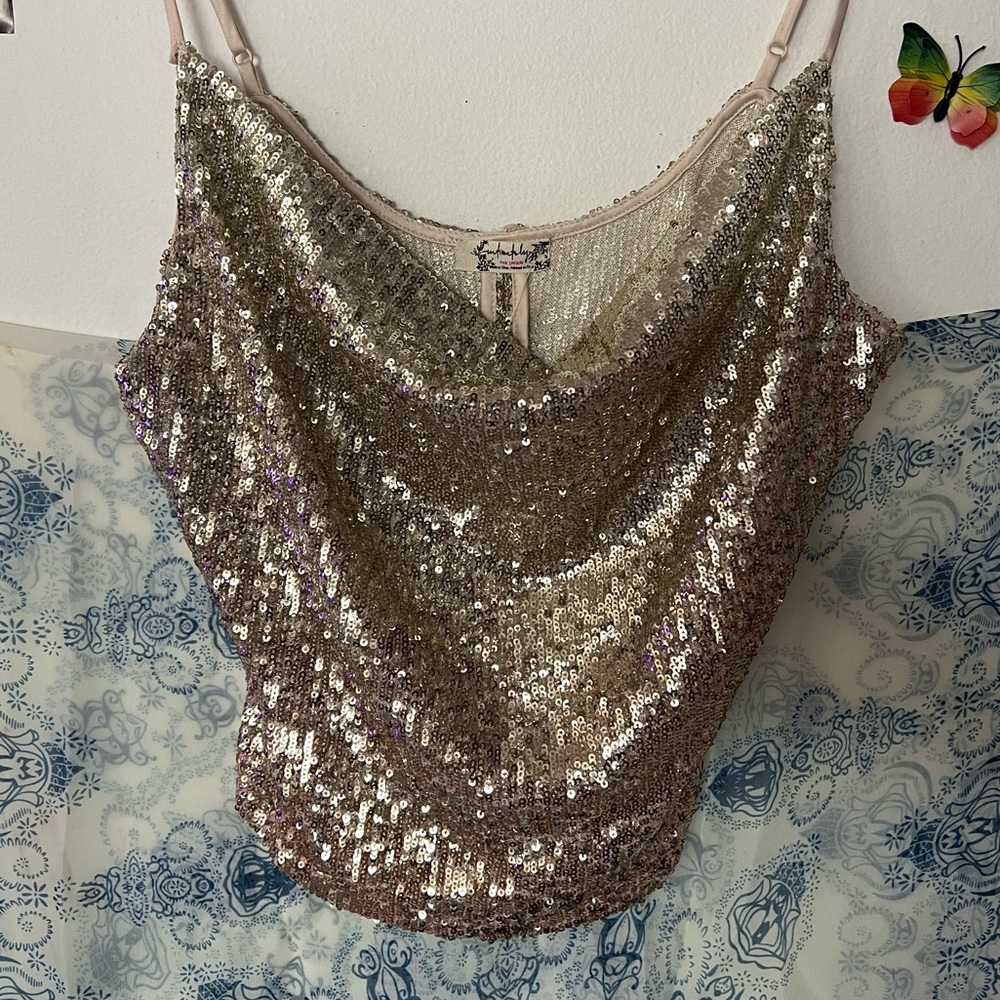 SPARKLY DROP/COWL NECK TOP